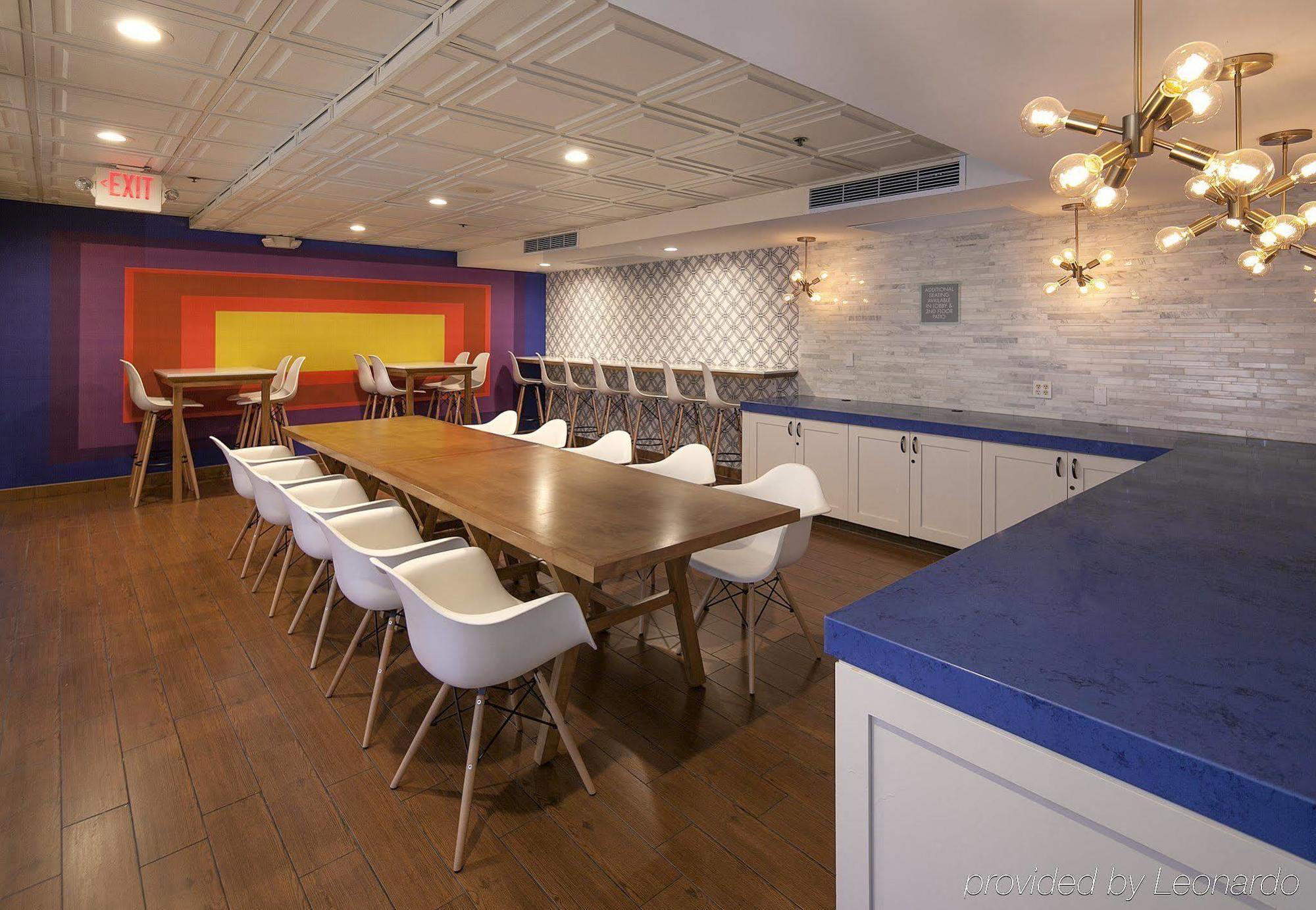 The Kinney - Venice Hotel